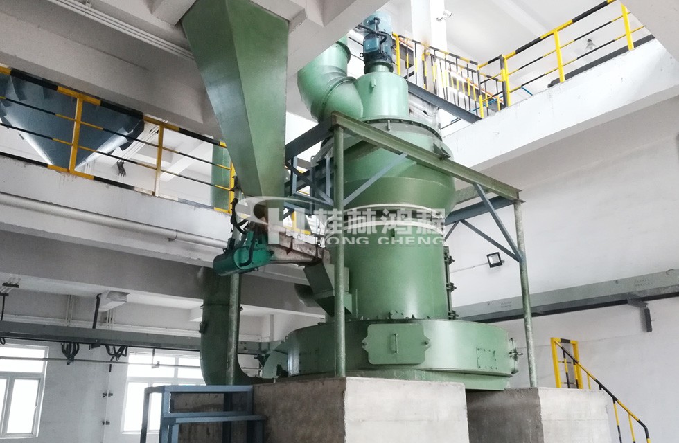 200目礦石磨粉機(jī)小型 200目礦石磨粉機(jī)小型