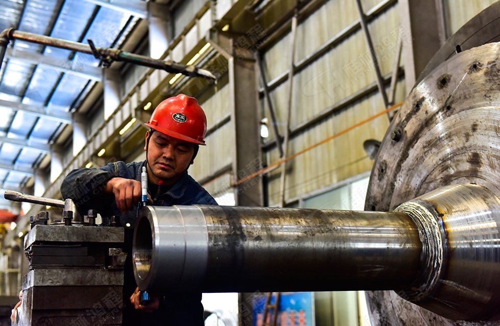 致敬奮斗在平凡崗位中的勞動者! 致敬奮斗在平凡崗位中的勞動者!