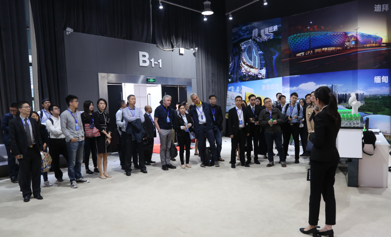 參觀領尚環球之家體驗中中心