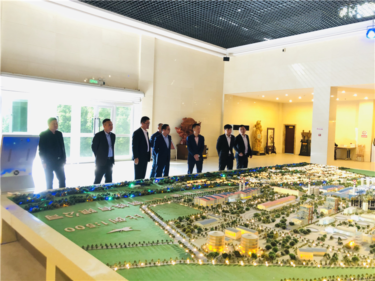 中國聯塑與新疆八鋼國貿達成戰略合作，共享新機攜手并進中亞五國市場