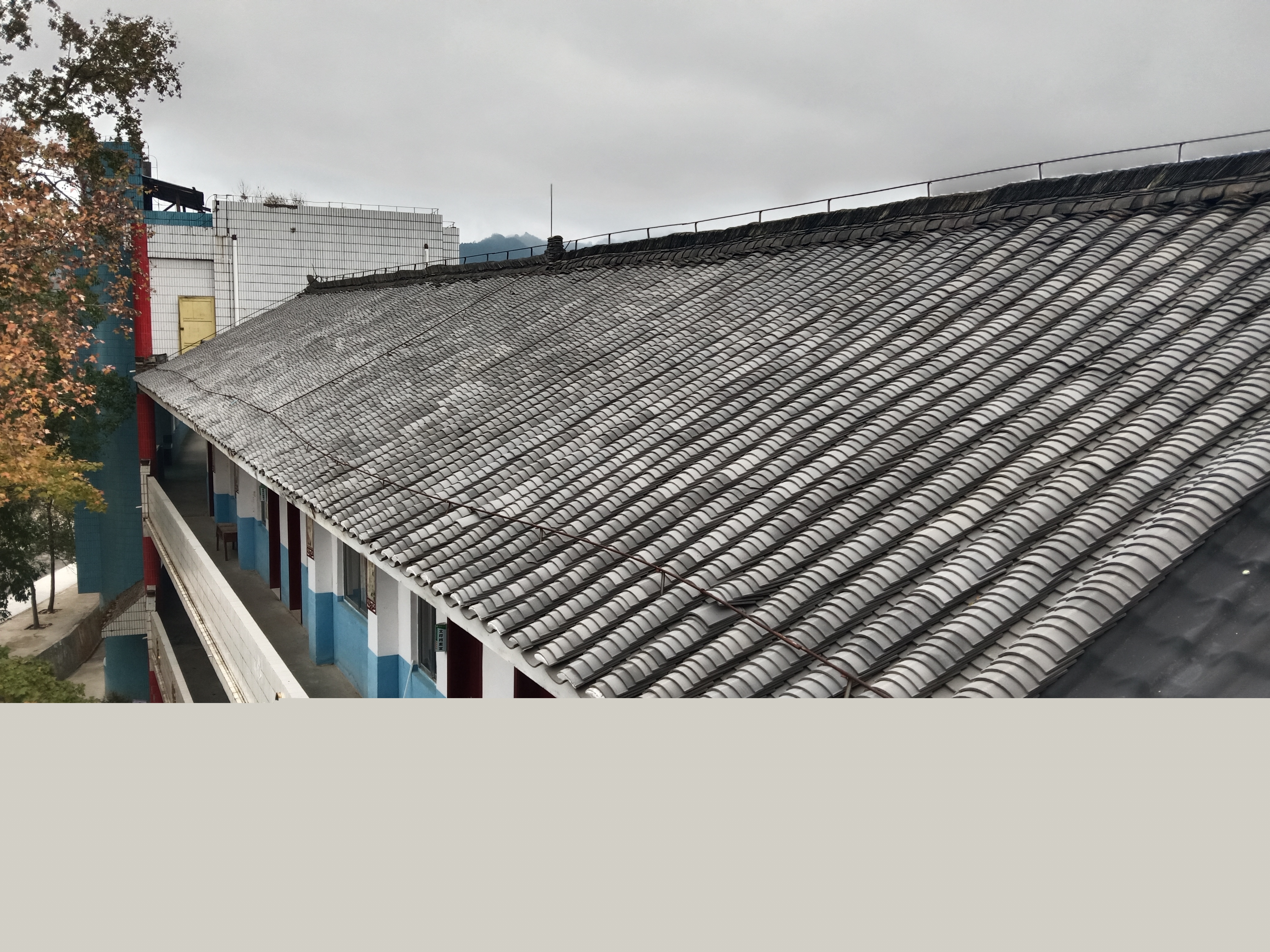 聯(lián)塑集團(tuán)捐助劍河南明中學(xué)改造工程